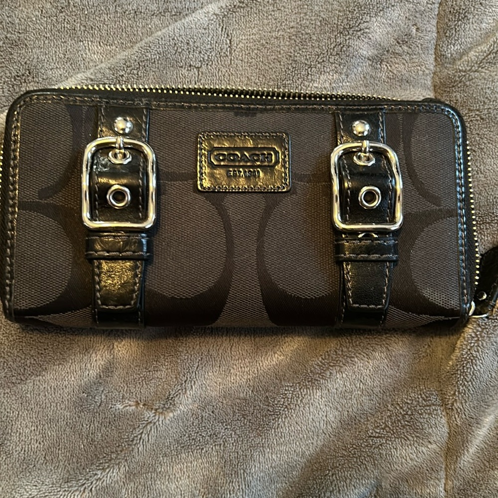 Coach wallet great condition.